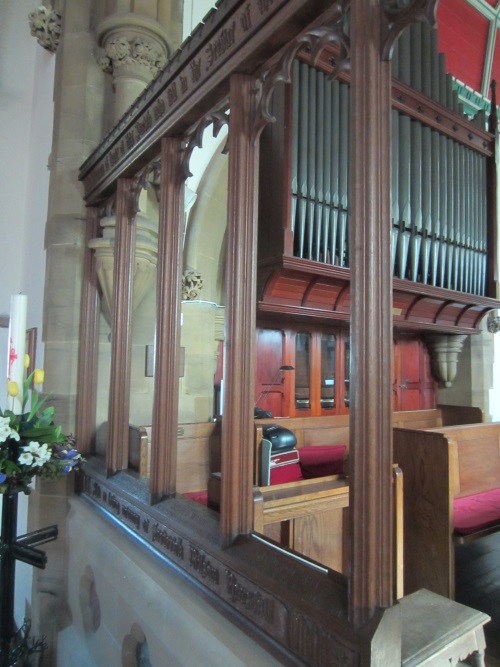 Memorial Holy Cross Screen Swainby #3