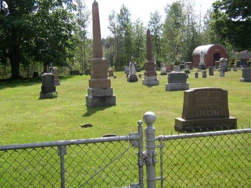 Commonwealth War Grave Brigham United Church Cemetery