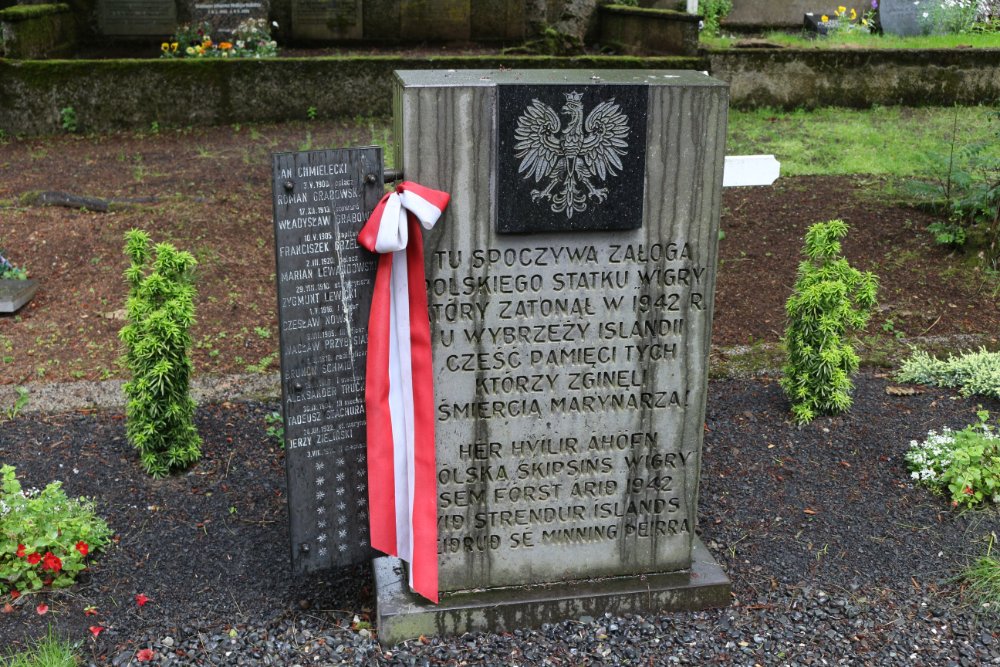 Mass Grave Polish Sailors Reykjavik