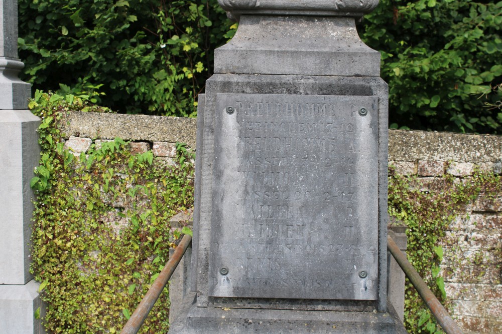 War Memorial Devant-les-Bois #2