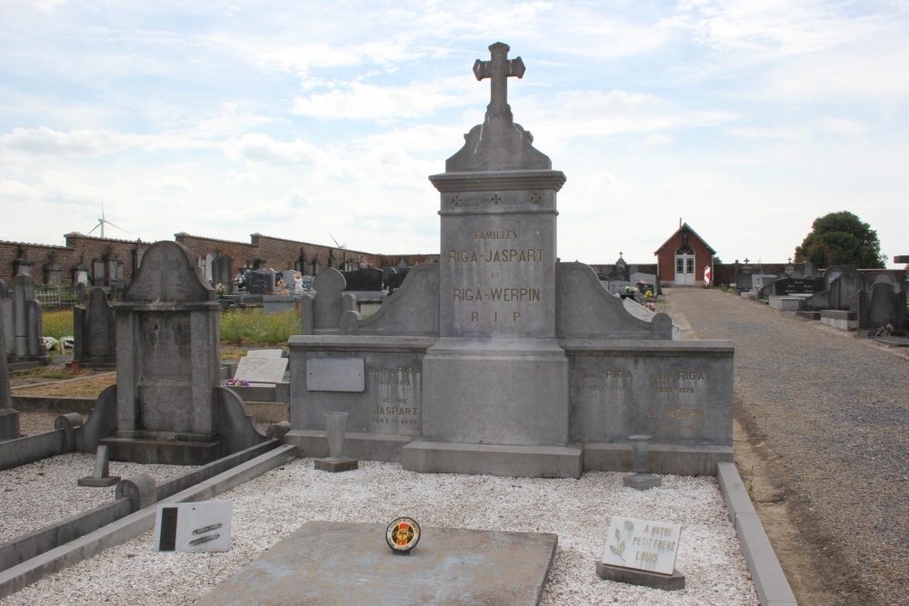 Belgian Graves Veterans Warnant