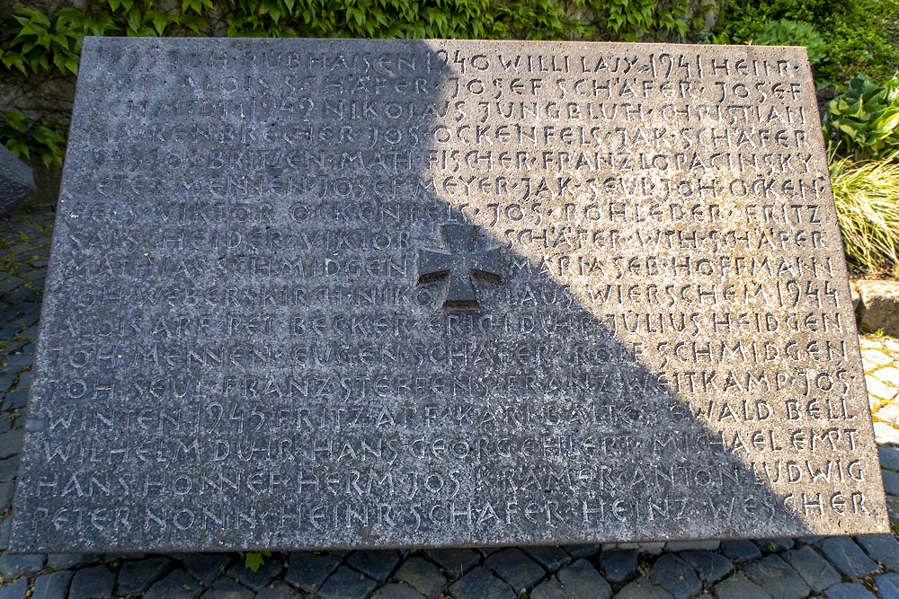 War Memorial Cemetery Oberbreisig #3