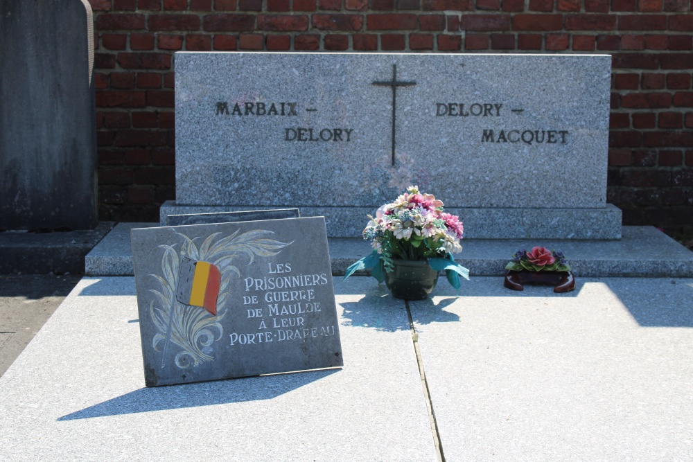 Belgian Graves Veterans Maulde