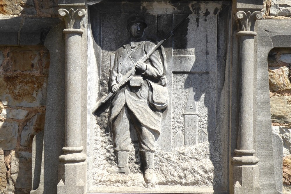 War Memorial Floriffoux #3