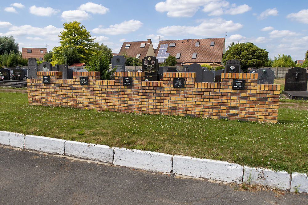 Franse Oorlogsgraven WW2 en Monument Ronchin #2