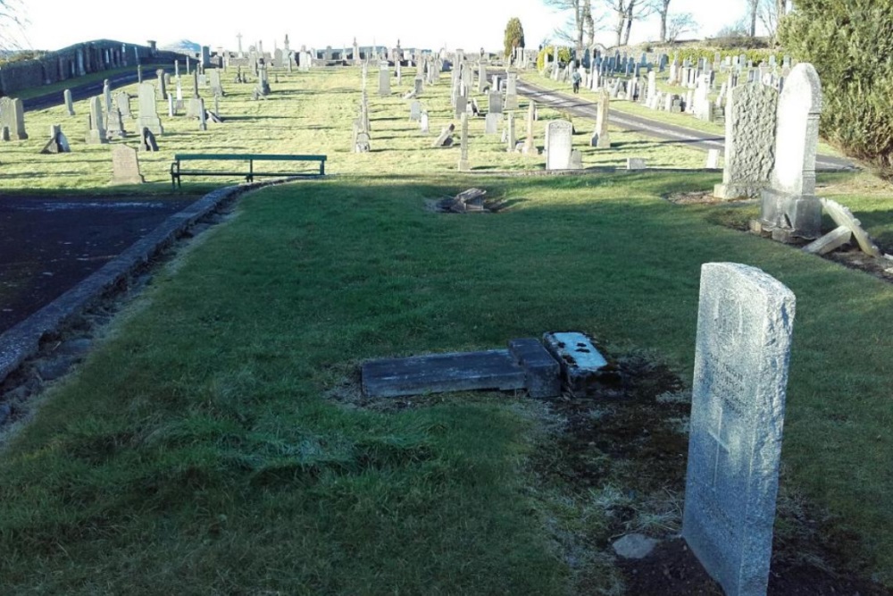 Commonwealth War Graves Leslie Cemetery