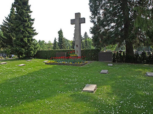 Duitse Oorlogsgraven Bad Langenbrcken