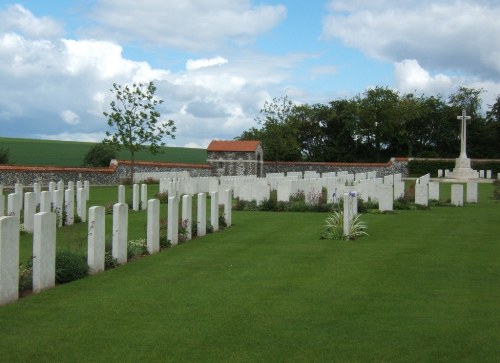 Commonwealth War Cemetery Quarry