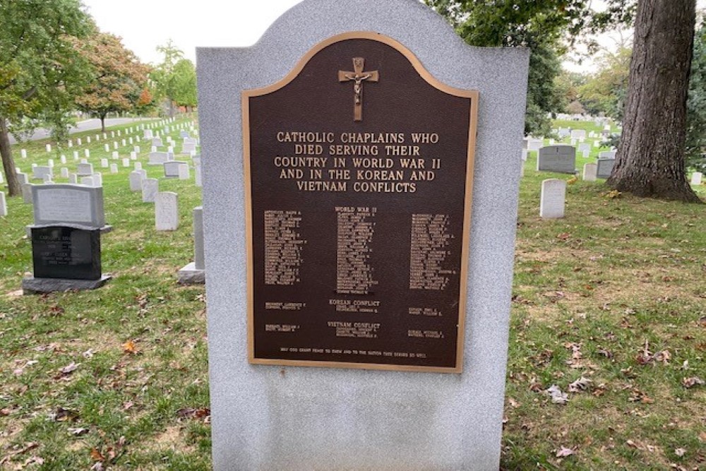 Memorials Chaplains Hill Cemetery Arlington