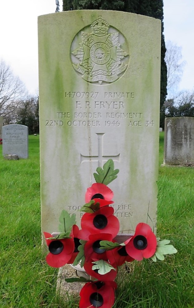Commonwealth War Grave Charlton Cemetery