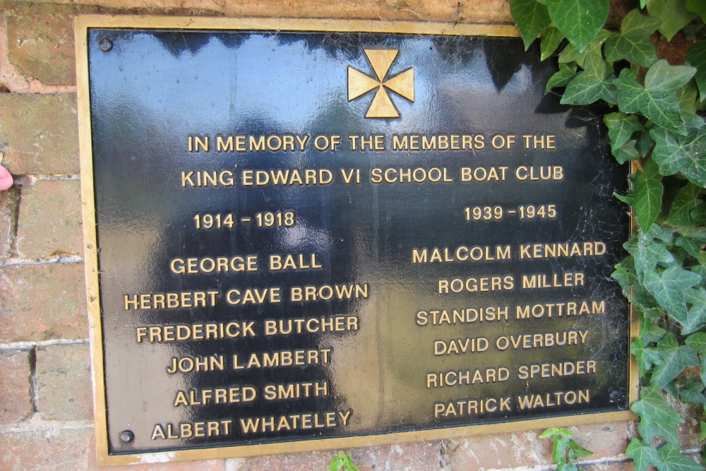 Oorlogsmonument King Edward VI School Boat Club