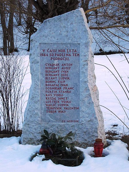 Monument Omgekomen Partizanen Trnovec
