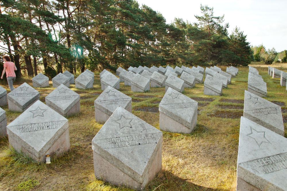 Soviet War Cemetery Tehumardi #3