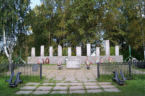 War Cemetery Airmen Baltic Fleet Murino
