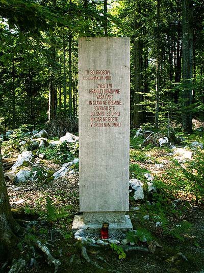 Partizanen Oorlogsbegraafplaats Zgornji Hrastnik
