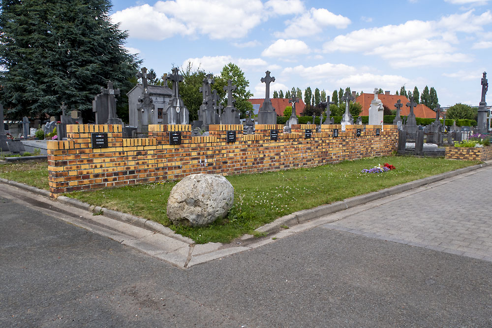 Franse Oorlogsgraven WWI en Monument Ronchin #2