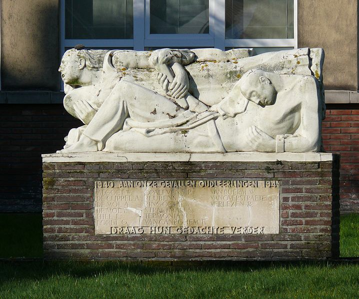 War Memorial Royal Atheneum of Dendermonde