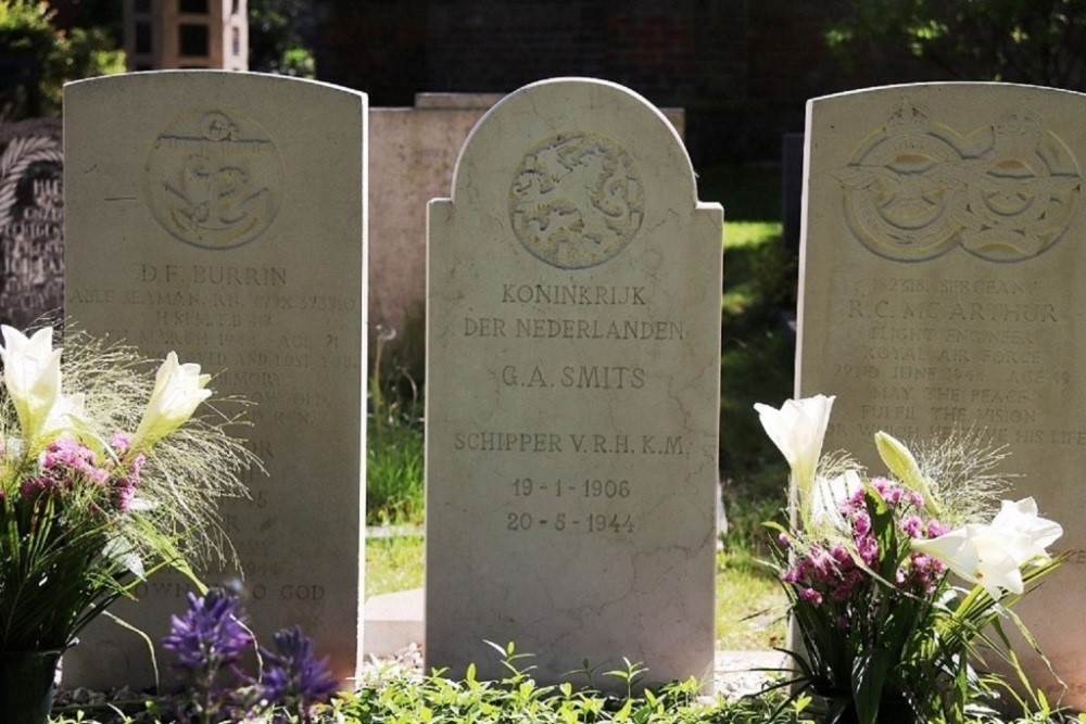 Dutch War Grave Protestant Cemetery Castricum