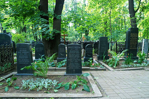 Franse Oorlogsgraven Vvedenskoe Begraafplaats