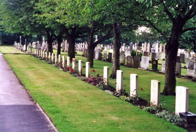Oorlogsgraven van het Gemenebest Urmston Cemetery