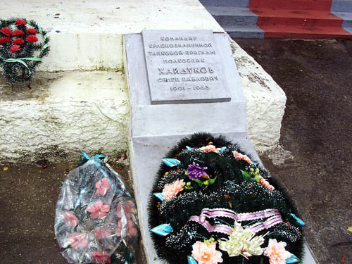 Grave Colonel Hajdukov