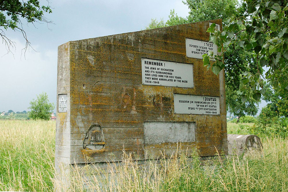 Monument Joodse Begraafplaats Sochaczew