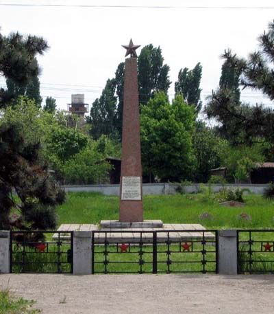 Sovjet Oorlogsbegraafplaats Buzău