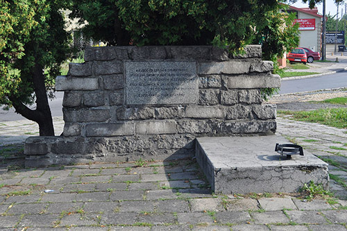 Execution Memorial 1943