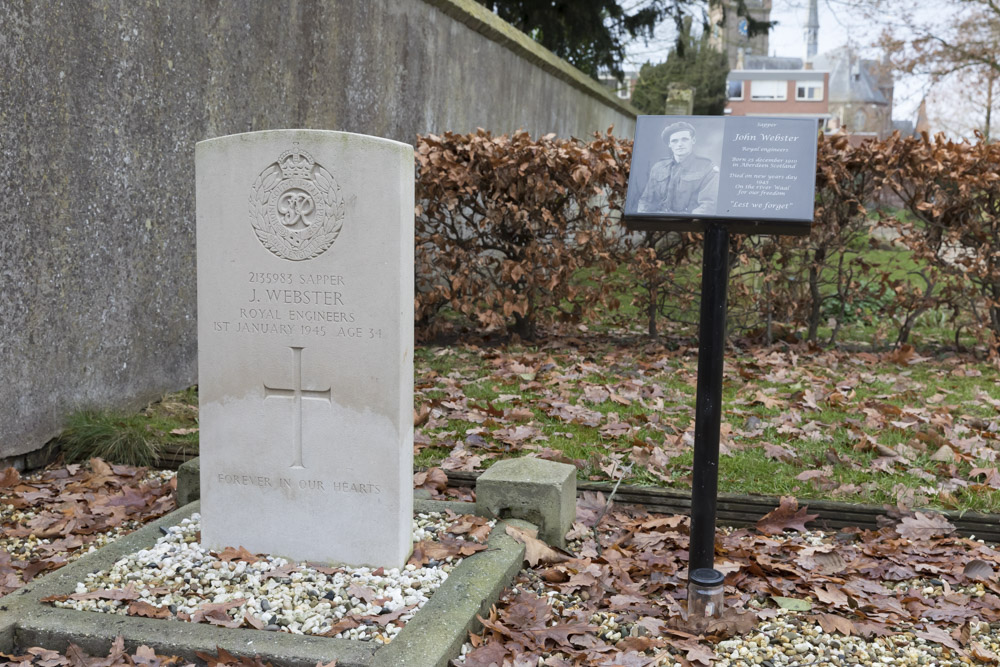 Commonwealth War Grave Protestant Cemetery Druten