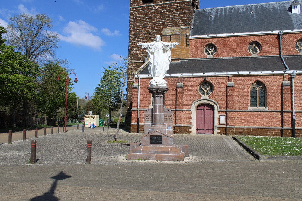 War Memorial - Holy Heart Statue Messelbroek