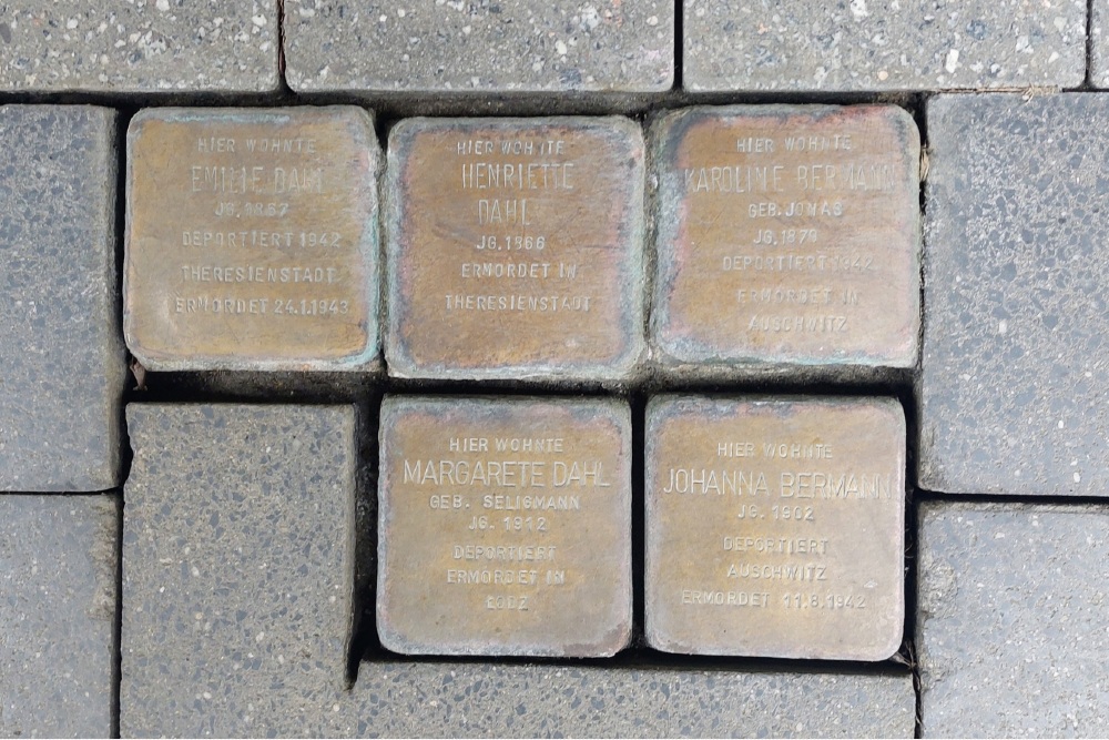 Stolpersteine Engerserstrae  4 - 6 #1