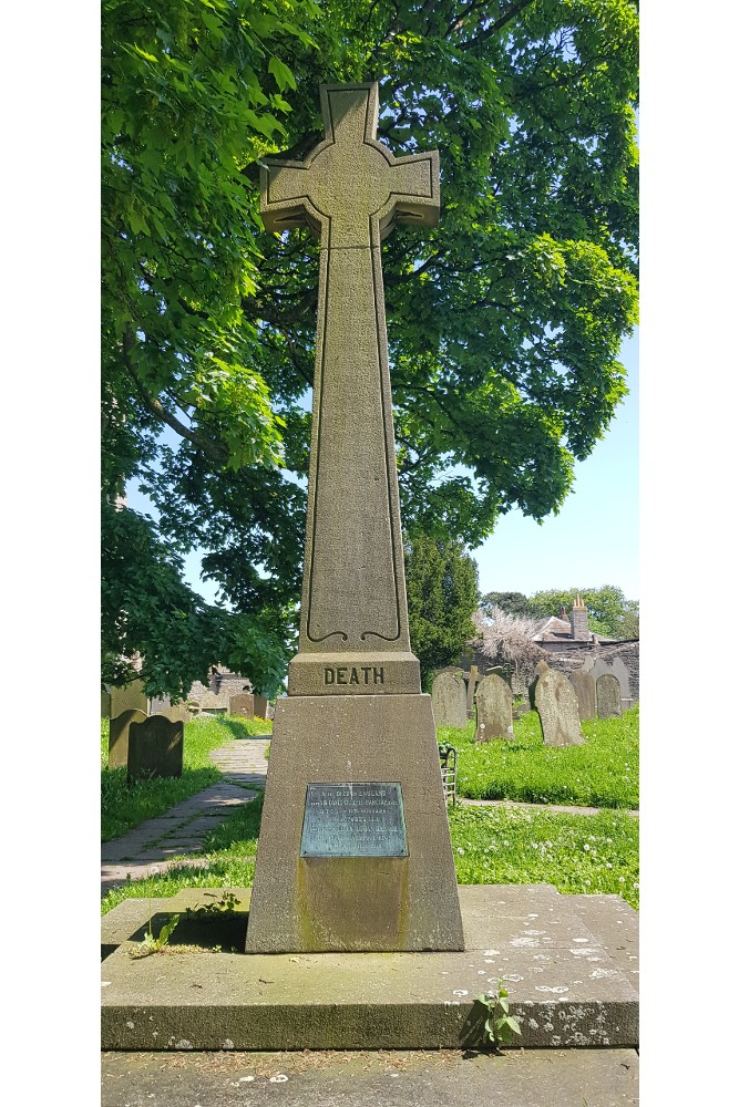 War Memorial Middleham #3