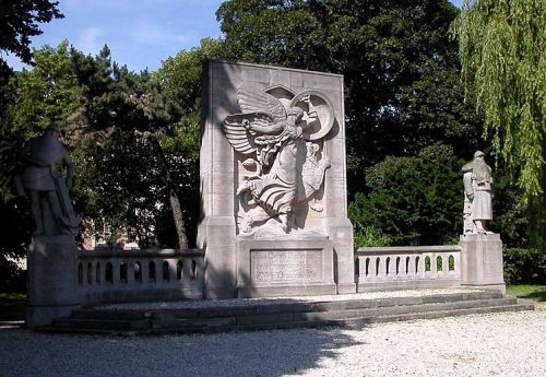 War Memorial Douai