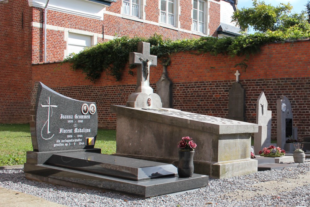 Belgian War Graves Webbekom