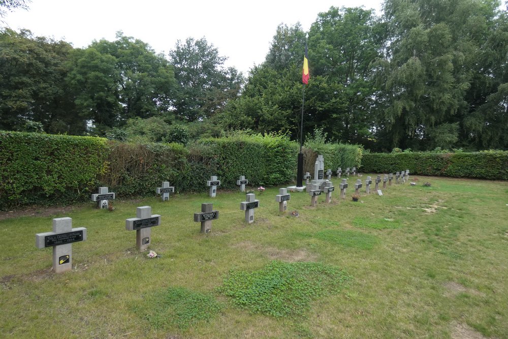 Belgian Graves Veterans Sint-Martens-Voeren