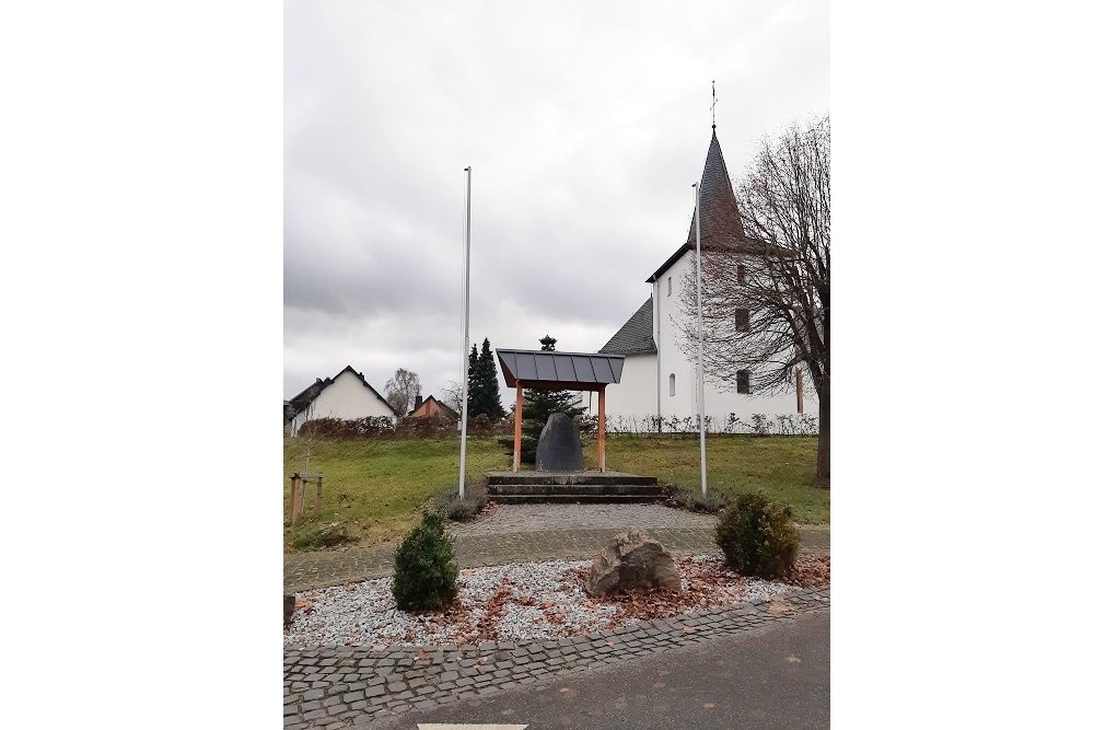 War Memorial Oberreifferscheid