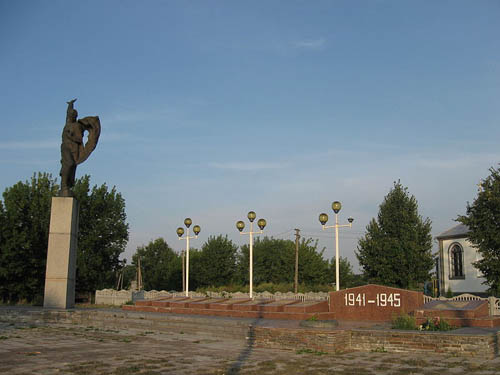 Mass Grave Soviet Soldiers Holoskiv