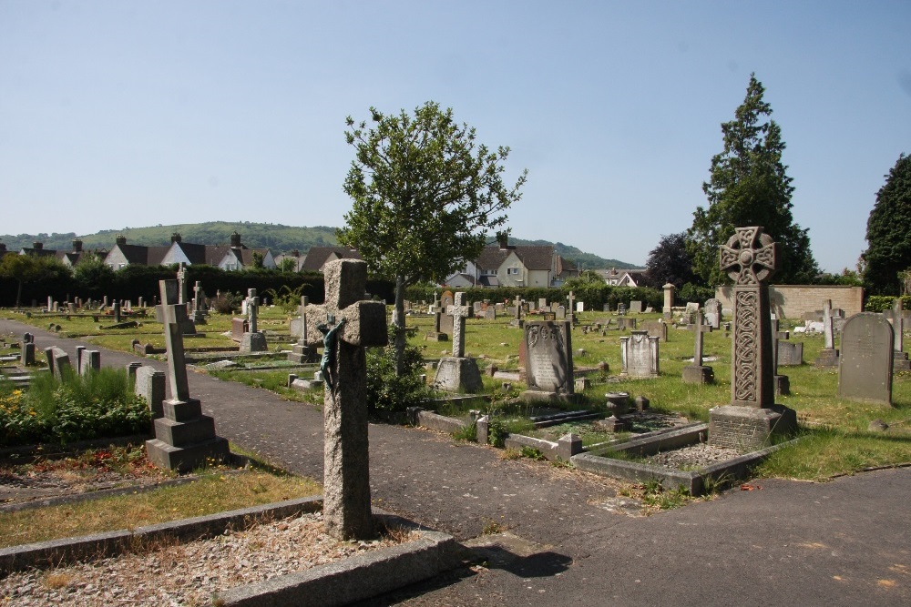 Oorlogsgraven van het Gemenebest Charlton Kings Cemetery
