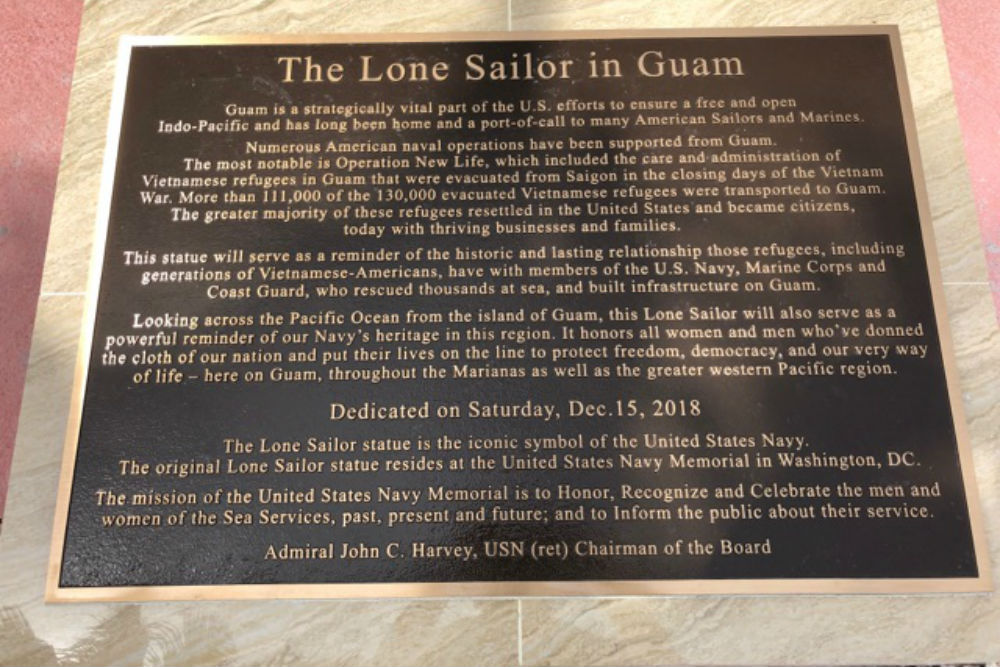 Memorial Lone Sailor Guam