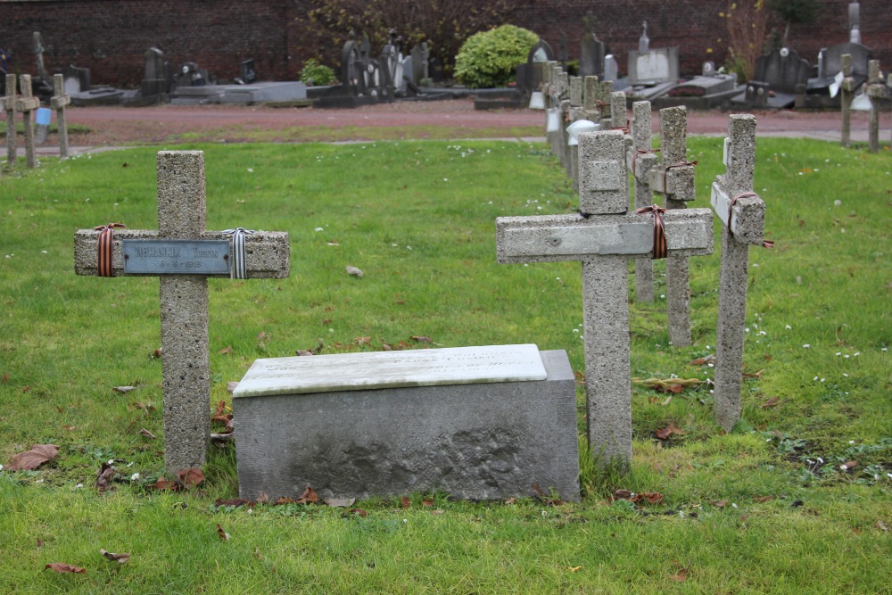 Gedenkteken Russisch-Poolse Soldaten Begraafplaats Robermont