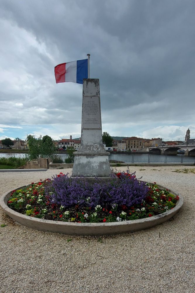 Smugglers Monument Pont--Mousson #2