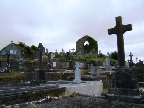 Oorlogsgraven van het Gemenebest Ennistymon Cemetery