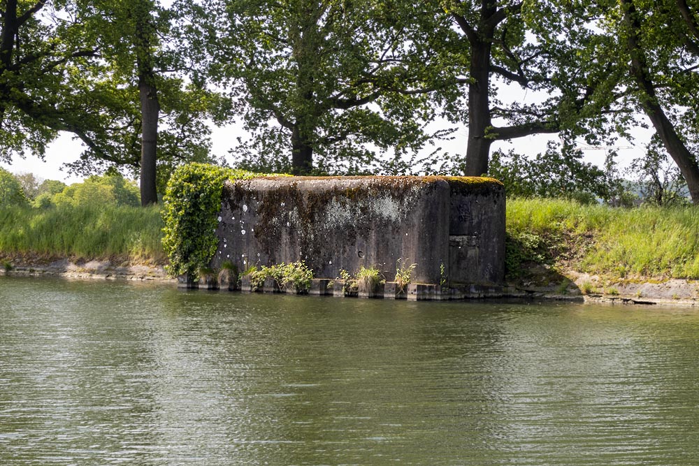 Bunker 30 Border Defence Bocholt-Herentals Canal