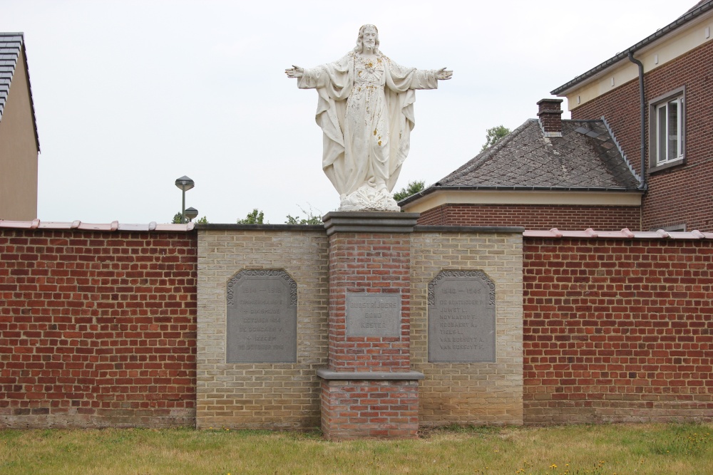 War Memorial - Holy Heart Statue Kester