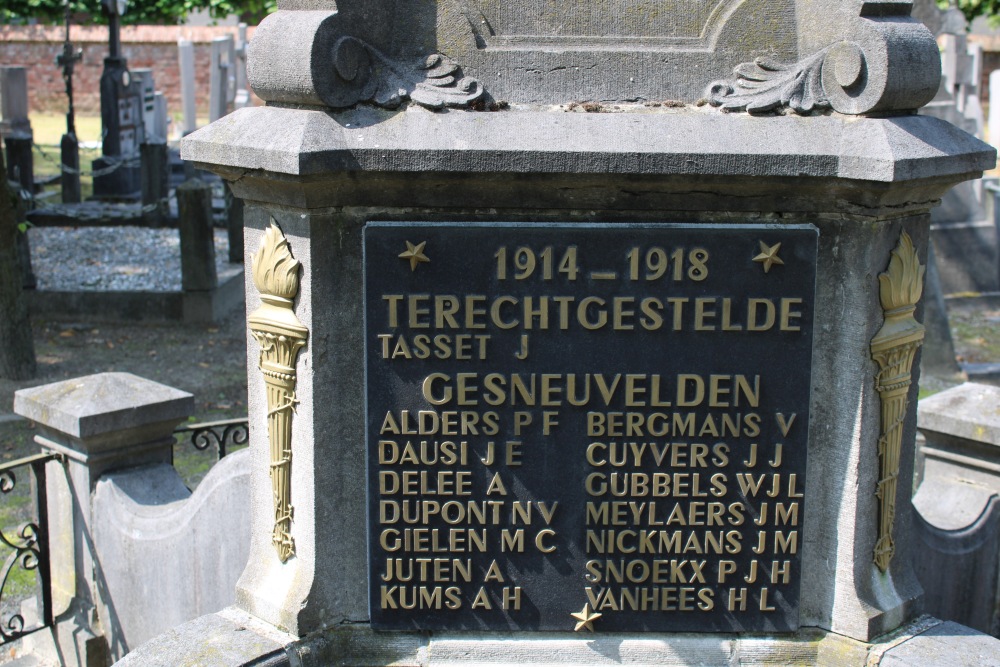 Oorlogsmonument Begraafplaats Neerpelt #5