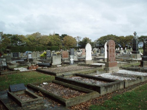 Commonwealth War Graves Springston Cemetery