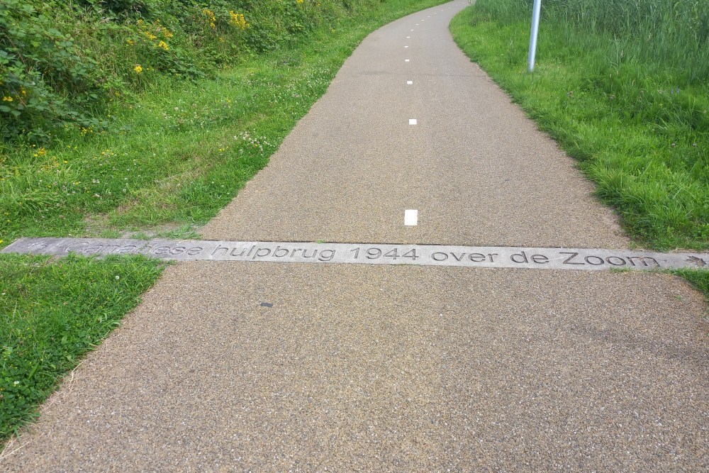 Markering Canadese Hulpbrug over de Zoom