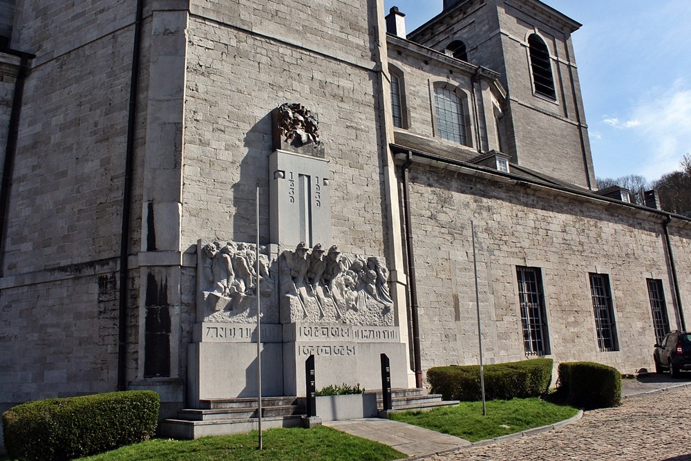 Oorlogsmonument Andenne #2