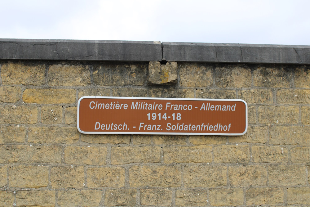 Frans-Duitse Oorlogsbegraafplaats Halanzy