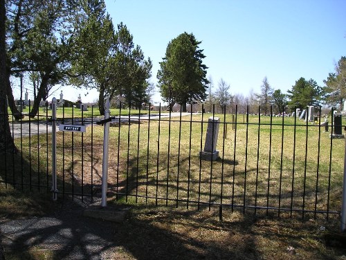 Commonwealth War Grave St. Samuel Church Cemetery